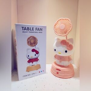 Hello Kitty Fan w/ Sharpener